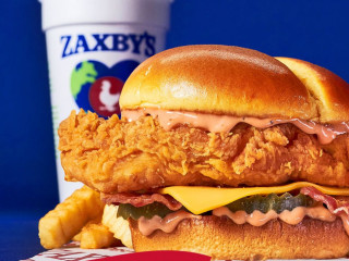 Zaxby's Chicken Fingers Buffalo Wings