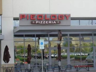 Pieology Pizzeria Las Vegas, Downtown Summerlin Mall In Summerl