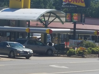 Sonic Drive-in