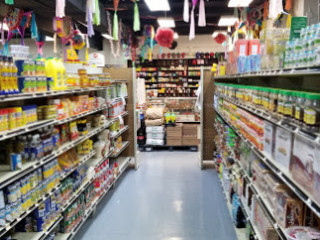La Monarca Supermarket