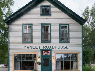 Manley Lodge And Roadhouse