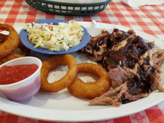Pig-n-whistle Bbq In Mill