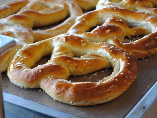 Ben's Soft Pretzels