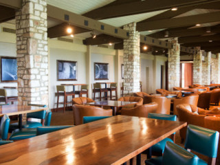 Tr Restaurant Bar Lounge