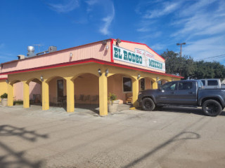 El Rodeo Mexican Grill