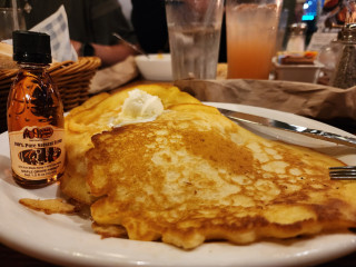 Cracker Barrel Old Country Store