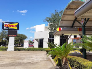 Sonic Drive-in