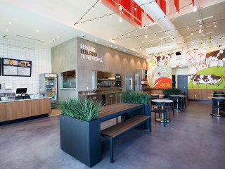 Burger Lounge Northridge