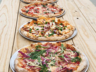 Gabino’s Wood Fired Pizza Co
