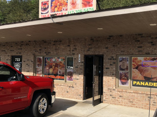 La Toluca Bakery