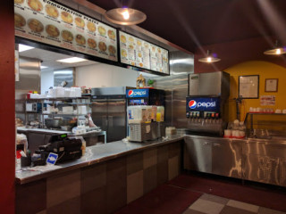 Roberto's Taco Shop In Spr
