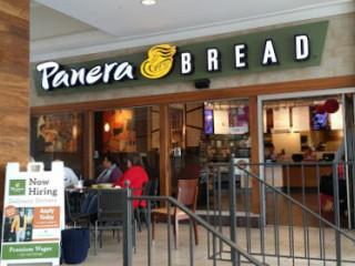 Panera Bread In Worth