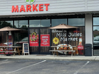 Miss Julie’s Market
