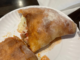 Dario’s Pizza Calzones