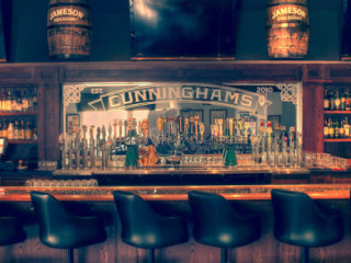 Cunningham's Pub And Grill