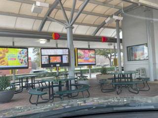 Sonic Drive-in