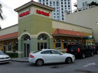 Pollo Tropical