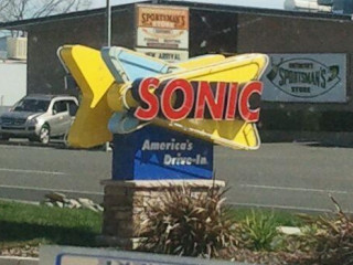 Sonic Drive-in