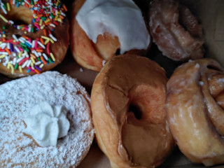 Becker's Donuts