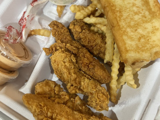 Raising Cane's Chicken Fingers