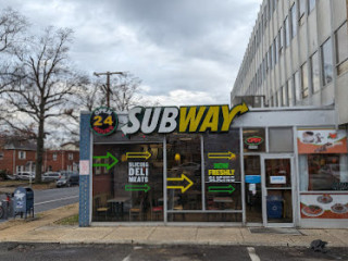 Subway In Arl
