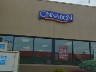 Cinnabon