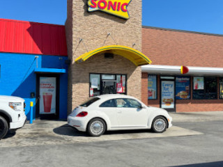 Sonic Drive-in