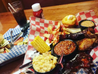 Famous Dave's -b-que In Spr
