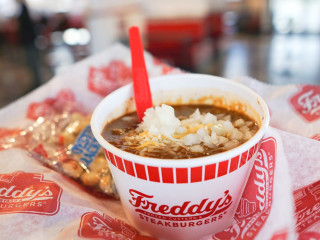 Freddy's Frozen Custard Steakburgers