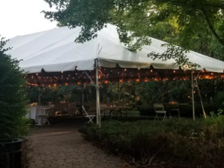 Courtyards Of Andover Patio Pop-up