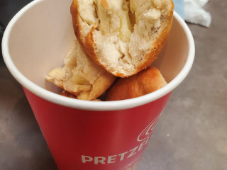 Pretzelmaker