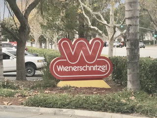 Wienerschnitzel