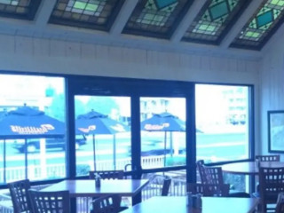 Phillips Seafood House - Ocean City