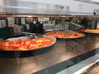 Leonardi's Pizza