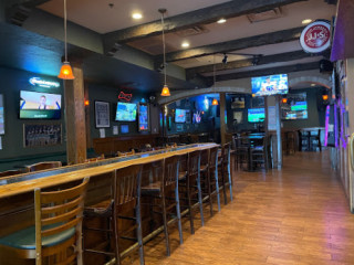 Shenanigan's Irish Pub Grill