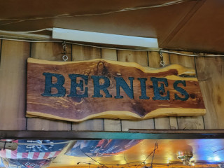 Bernies Grill