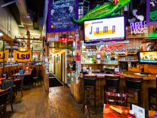 The Louisiana Longhorn Cafe