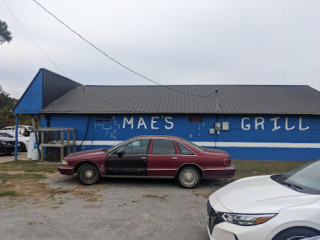 Mae's Grill