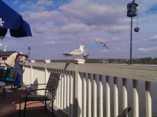 Mariner's On The Hudson