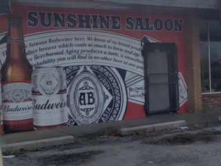 Sunshine Saloon In Spr