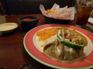 Mi Carreta Mexican Grill