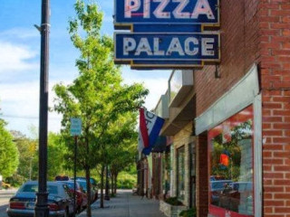 Mike's Pizza Palace