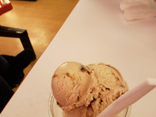 Spring Dipper Ice Cream