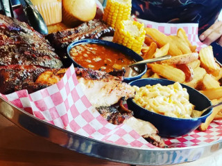 Famous Dave's BBQ