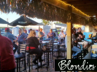 Blondie's Beach Grill