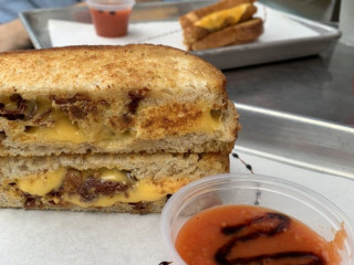 The Grilled Cheese Gallery