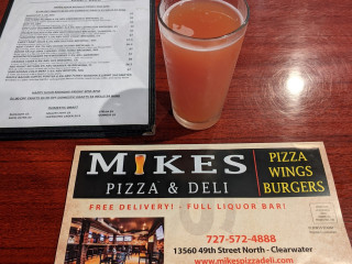 Mike's Pizza Deli Station