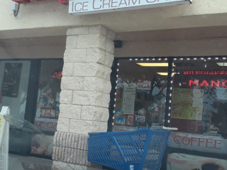 Coquitos Ice Cream Cafe Shop Kissimmee