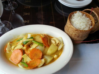 The Green Papaya Thai Canton