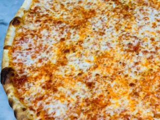 Carlo's Pizza Of Roslyn